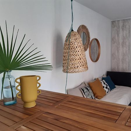 Grand Studio Avec Patio Марсилия Екстериор снимка