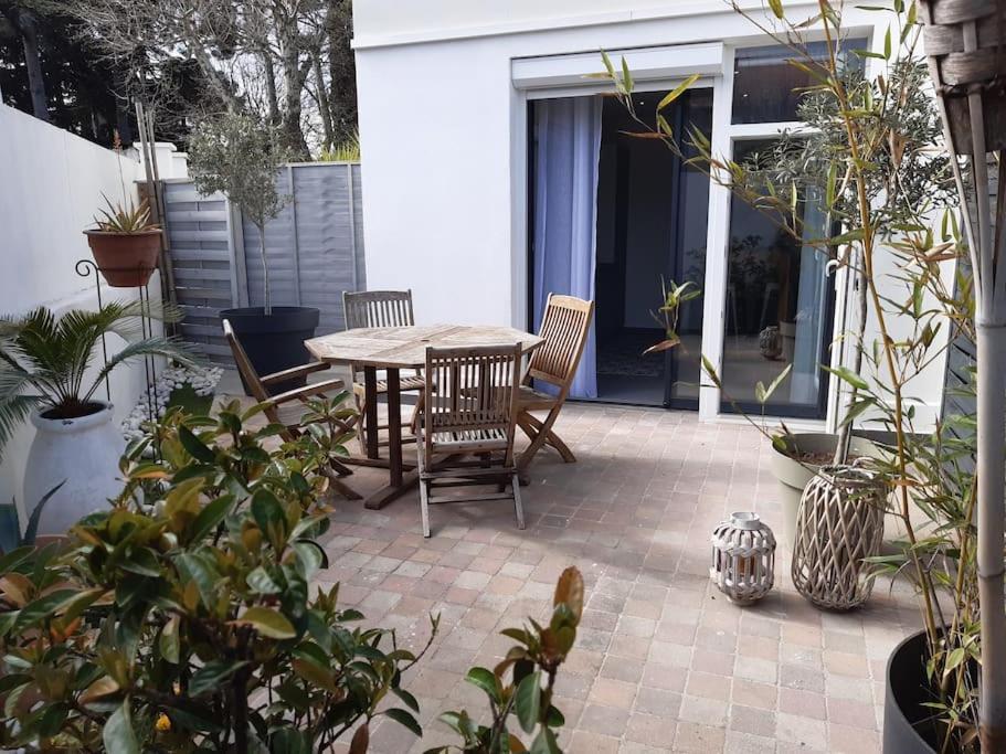 Grand Studio Avec Patio Марсилия Екстериор снимка